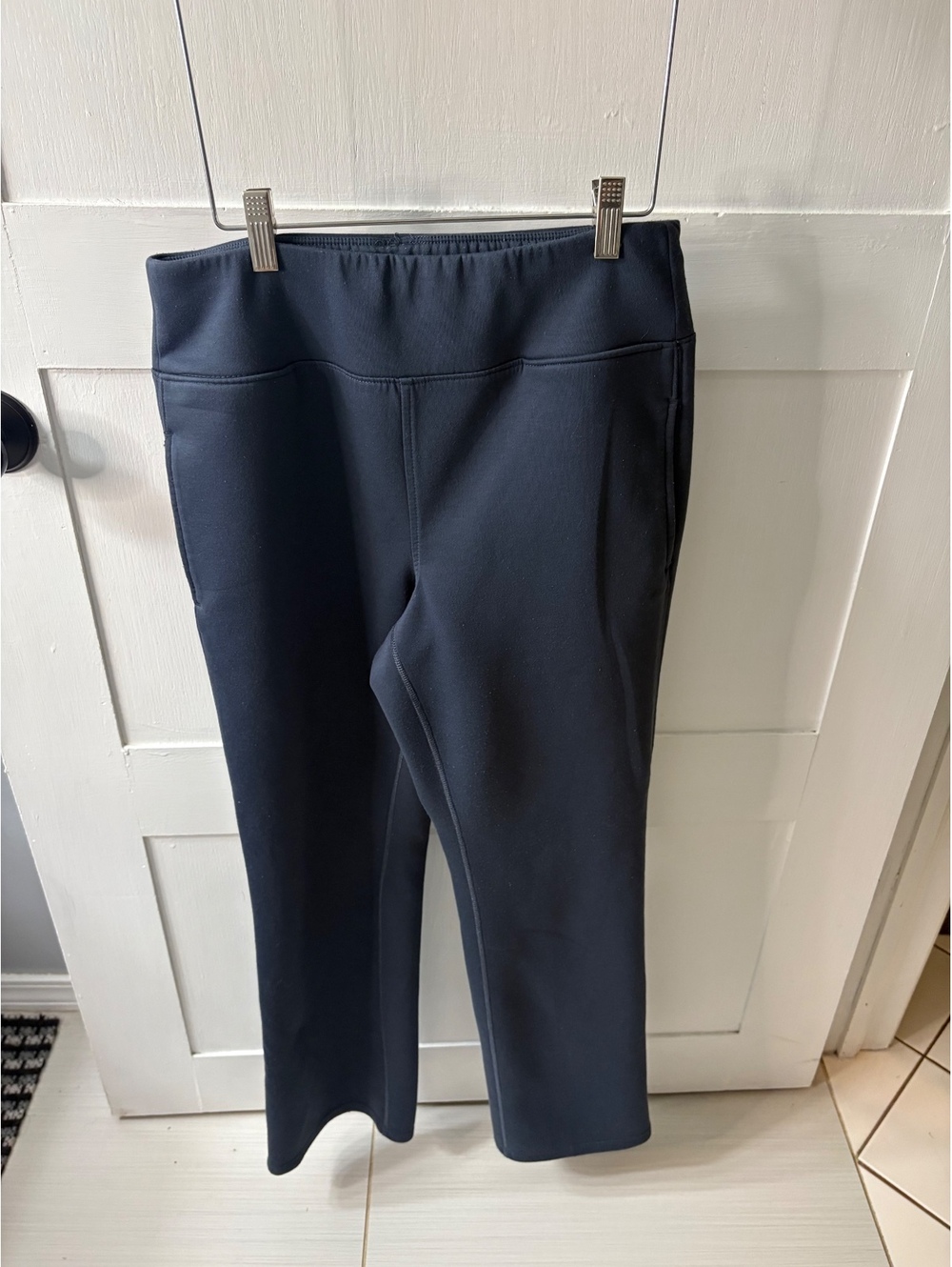 Apana gray cropped leggings